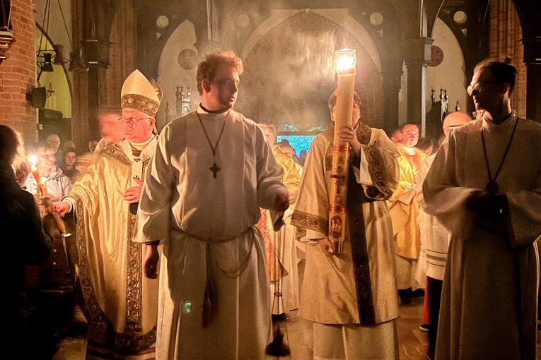 Liturgia Wigilii Paschalnej