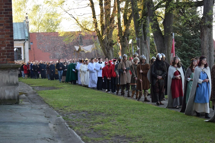 Rezurekcja w katedrze