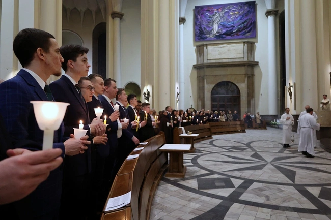 Wigilia Paschalna w katedrze Chrystusa Króla w Katowicach