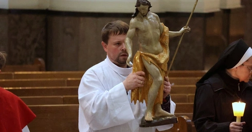 Wigilia Paschalna w katedrze Chrystusa Króla w Katowicach