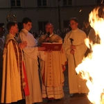 Płock. Wigilia Paschalna w katedrze