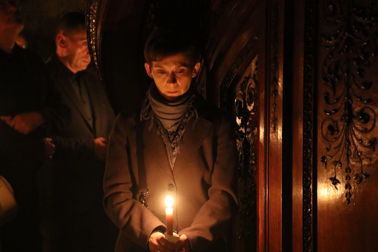 Płock. Wigilia Paschalna w katedrze