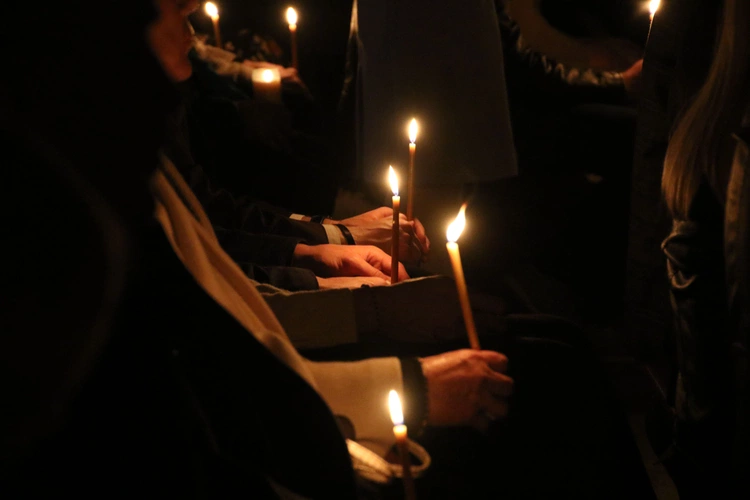 Płock. Wigilia Paschalna w katedrze