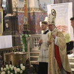 Płock. Wigilia Paschalna w katedrze