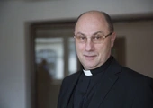 Prymas Polski apeluje o modlitwę i post w intencji pokoju