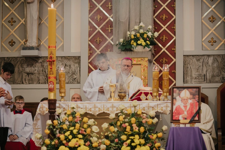 Msza św. w kościele Chrystusa Króla w Gdańsku w Poniedziałek Wielkanocny