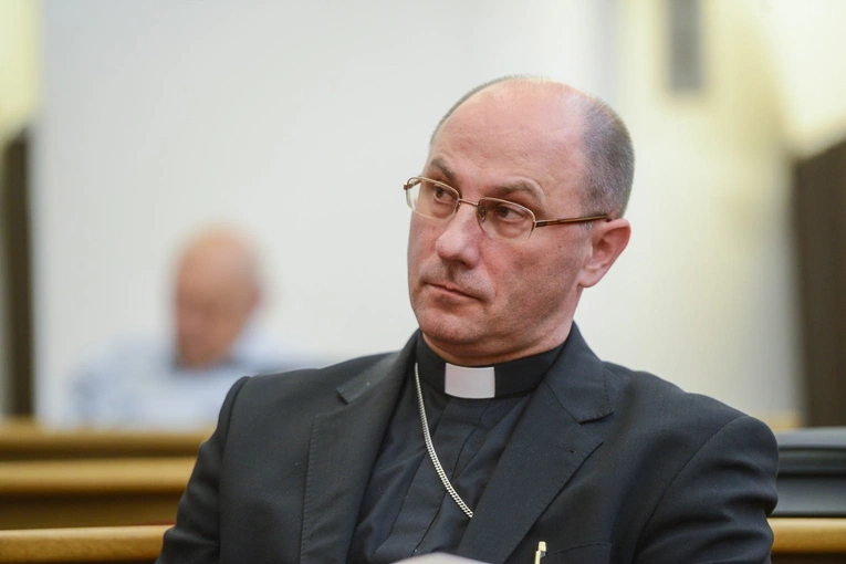 Prymas Polski o papieżu Franciszku: to był pontyfikat Kościoła, który ma wyjść do człowieka