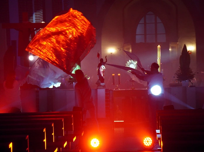 Uwielbienie Wielkanocne w kościele pw. NMP na Piasku we Wrocławiu 