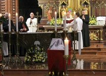 Bp Oder: Dziękujemy za człowieka, który przypominał nam, że imię Boga to miłosierdzie