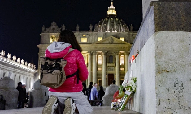 Na Placu św. Piotra w dzień śmierci papieża Franciszka