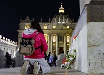 Na Placu św. Piotra w dzień śmierci papieża Franciszka