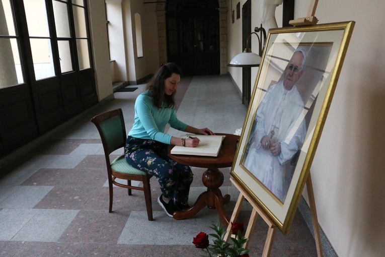 Pamięć o papieżu Franciszku