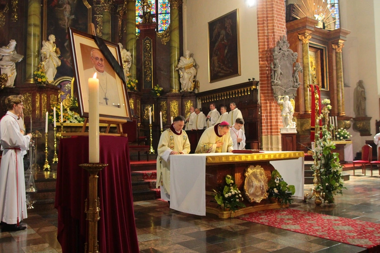 Msza Święta w intencji papieża