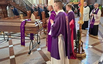 Pogrzeb biskupa Piotra Turzyńskiego