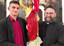 Spotkanie ze Zmartwychwstałym na Drodze Światła proponują alumni i przełożeni Wyższego Śląskiego Seminarium Duchownego. 