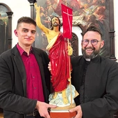 Spotkanie ze Zmartwychwstałym na Drodze Światła proponują alumni i przełożeni Wyższego Śląskiego Seminarium Duchownego. 