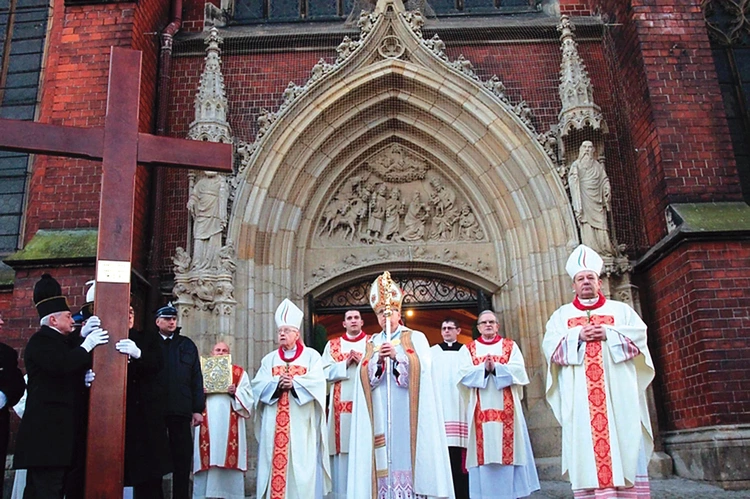 Za nami już prawie pół roku świątecznych obchodów, które rozpoczęły się w grudniu 2024 r.
