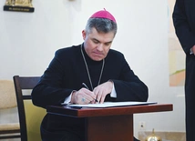 Bp Zbigniew obejmuje urząd koadiutora – 16 marca 2022. 