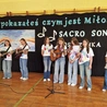 Niektórzy sami przygotowali zarówno utwory, jak i stroje.