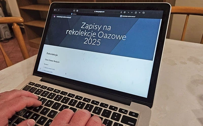 Szczgółowe informacje o tym, jak zapisać się na rekolekcje, oraz link do formularza dostępne są na profilu Ruchu Światło–Życie Diecezji Radomskiej.