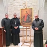 Obraz św. Wiktorii, który będzie towarzyszył elikwiom, poświęcił na Jasnej Górze bp Wojciech Osial.