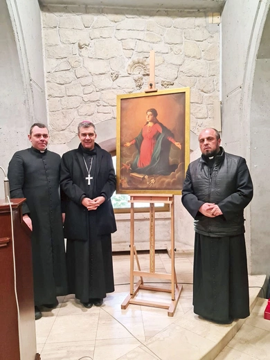 Obraz św. Wiktorii, który będzie towarzyszył elikwiom, poświęcił na Jasnej Górze bp Wojciech Osial.