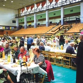 Spotkanie było okazją do wspólnej modlitwy i złożenia  sobie życzeń. 
