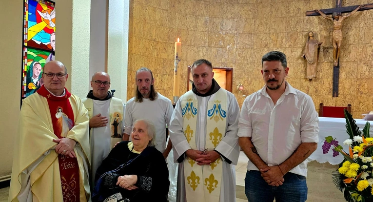 Podhale-Buenos Aires. Góralscy kapłani modlą się za Franciszka z jego siostrą