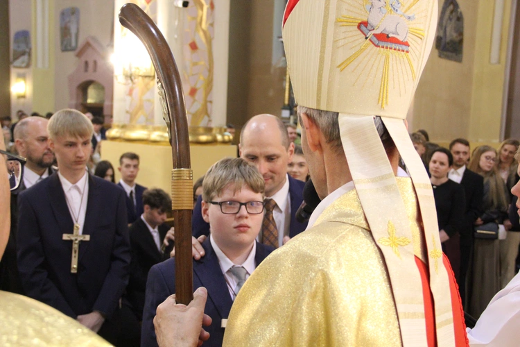 Bierzmowanie w Porąbce Uszewskiej 2025