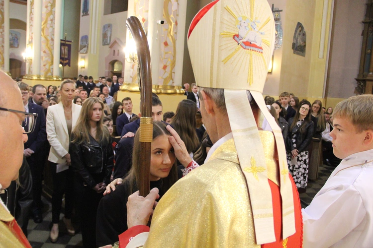Bierzmowanie w Porąbce Uszewskiej 2025