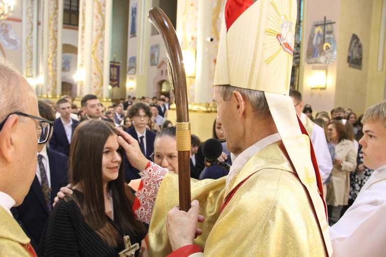 Bierzmowanie w Porąbce Uszewskiej 2025
