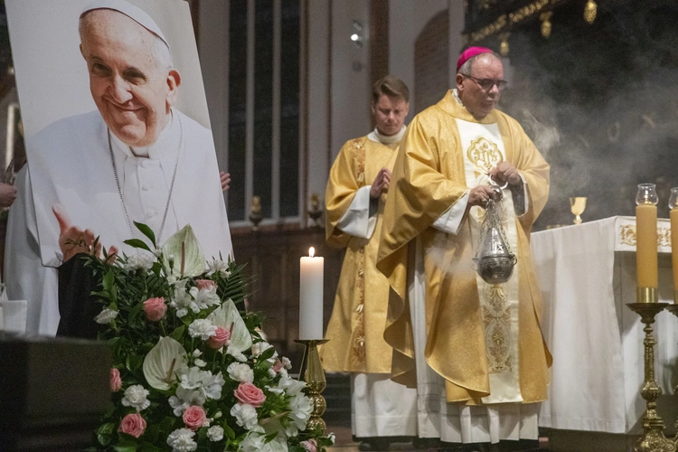 Warszawiacy modlili się za Franciszka