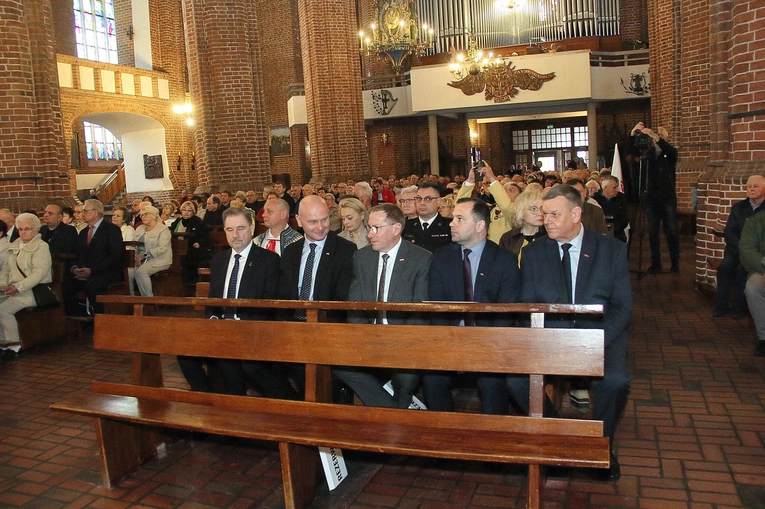 Msza św. inaugurująca zjazd NSZZ "Solidarność", cz. 1