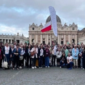 Nieplanowane pożegnanie - pielgrzymka KUL w cieniu śmierci papieża Franciszka 