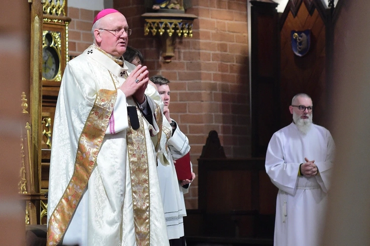 Msza św. w intencji śp. papieża Franciszka