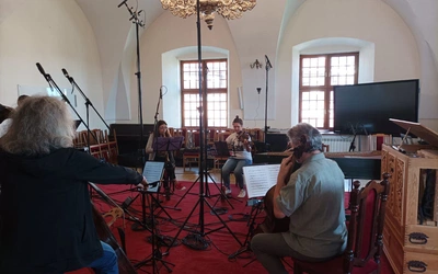 Sesja nagraniowa w seminarium w Sandomierzu