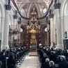 Kapłaństwo, czyli pokora i godność