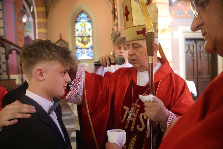 Bierzmowanie w Szczurowej