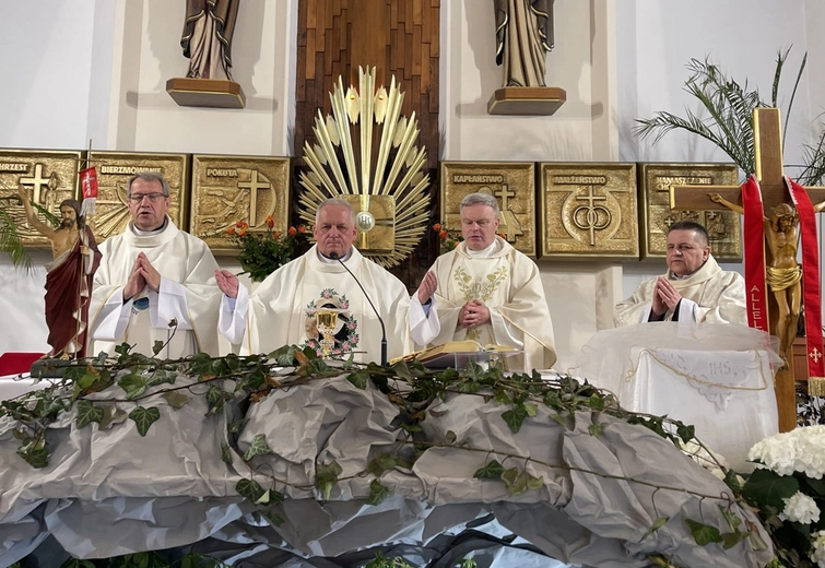 Mszy św. przewodniczył ks. Kazimierz Granowicz.
