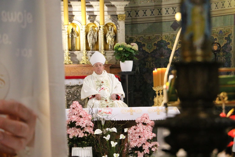 Płock. Msza za Ojca Świętego