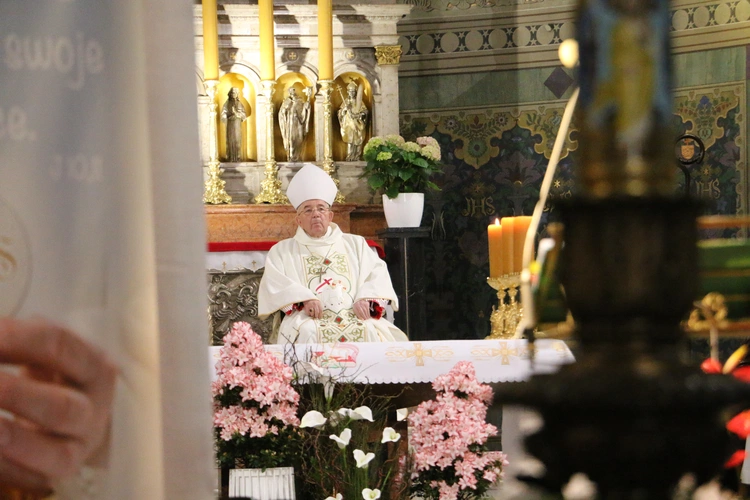 Płock. Msza za Ojca Świętego