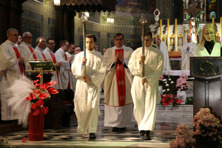 Płock. Msza za Ojca Świętego