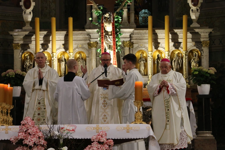 Płock. Msza za Ojca Świętego