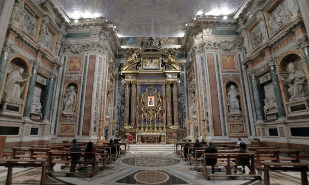 Obrzęd złożenia trumny Franciszka do grobu