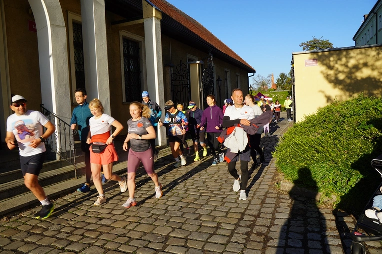 V Sztafeta na Jasną Górę im. Szymka Łąka. Dla chorych dzieci, z pamięcią o papieżu Franciszku
