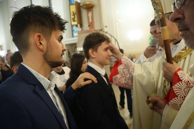 Bierzmowanie w Dąbrowie Tarnowskiej