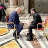 Biały Dom: Trump przeprowadził bardzo produktywną rozmowę z Zełenskim