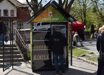 Lodówka społeczna "Serce w słoiku"