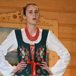 Ze śpiewem i muzyką