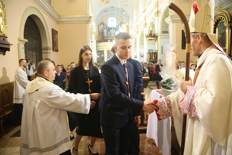 Bierzmowanie w Oleśnie